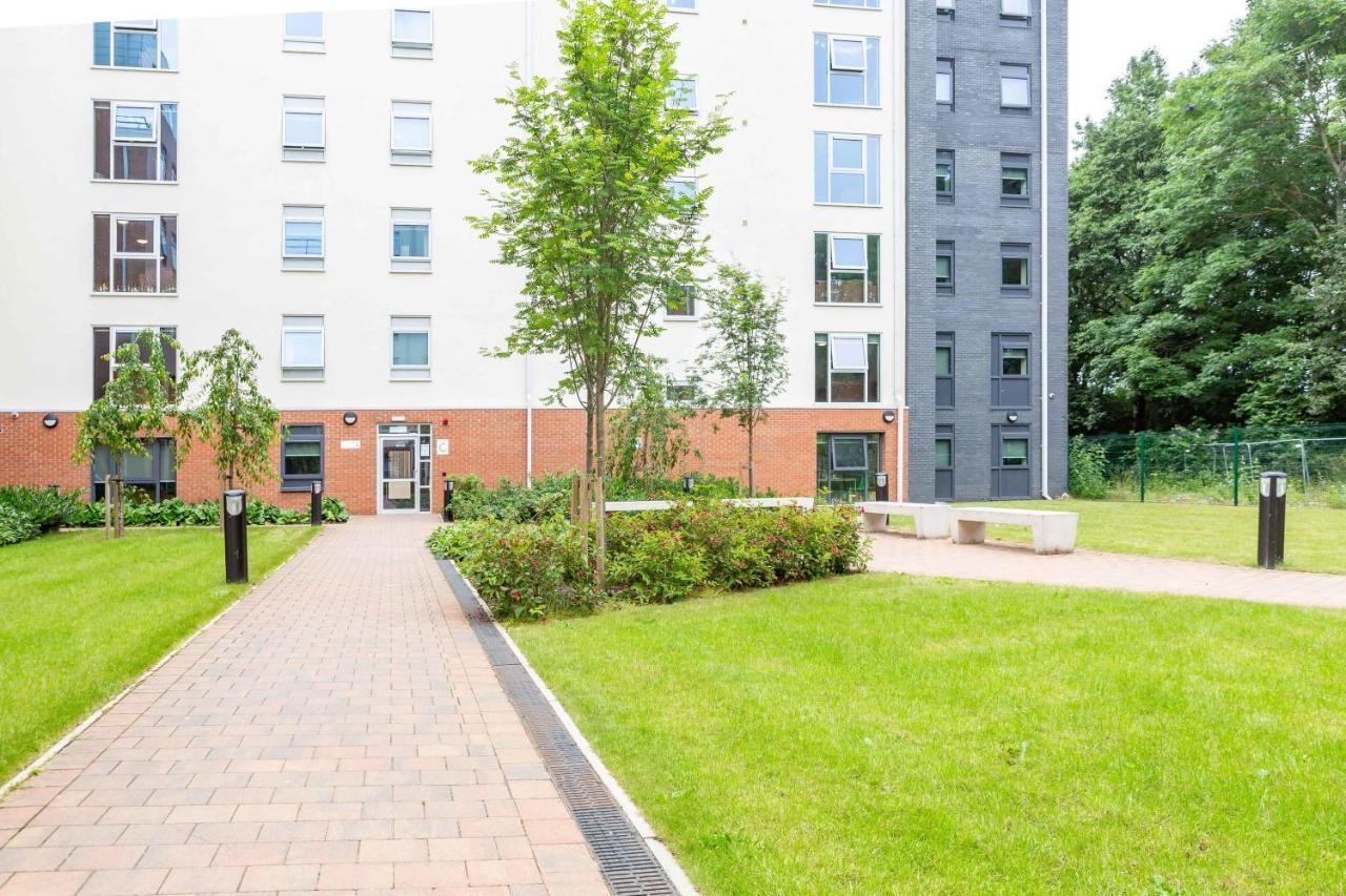 Newton Court Newcastle Ensuite Rooms Newcastle upon Tyne Bagian luar foto